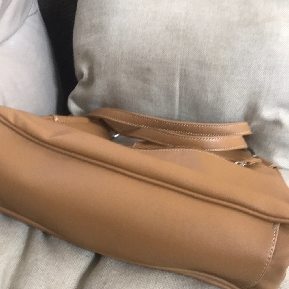 Hand bag - Picture 4 of 8